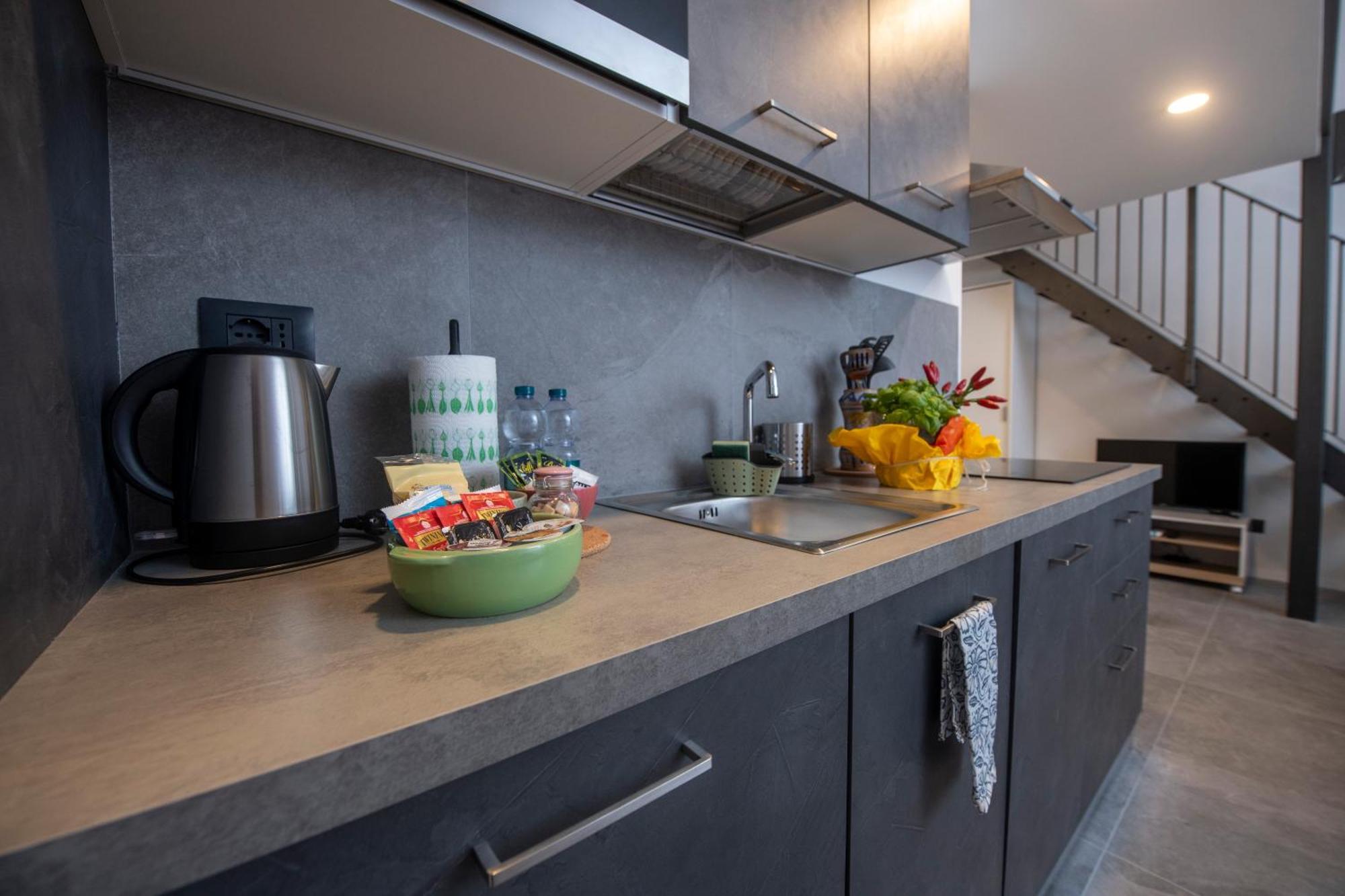 258 - The Loft In Largo Zecca - Luxury Nel Cuore Di Genova Экстерьер фото